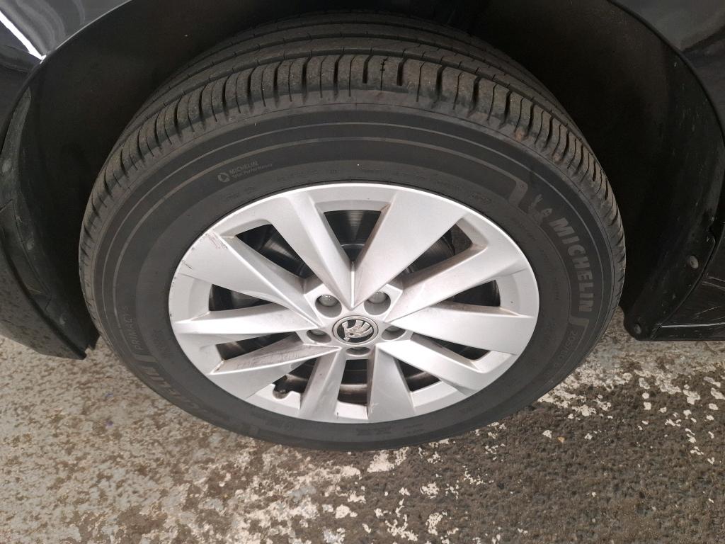 SKODA KAMIQ 1.0 TSI Evo 110 ch DSG7 Ambition 2024