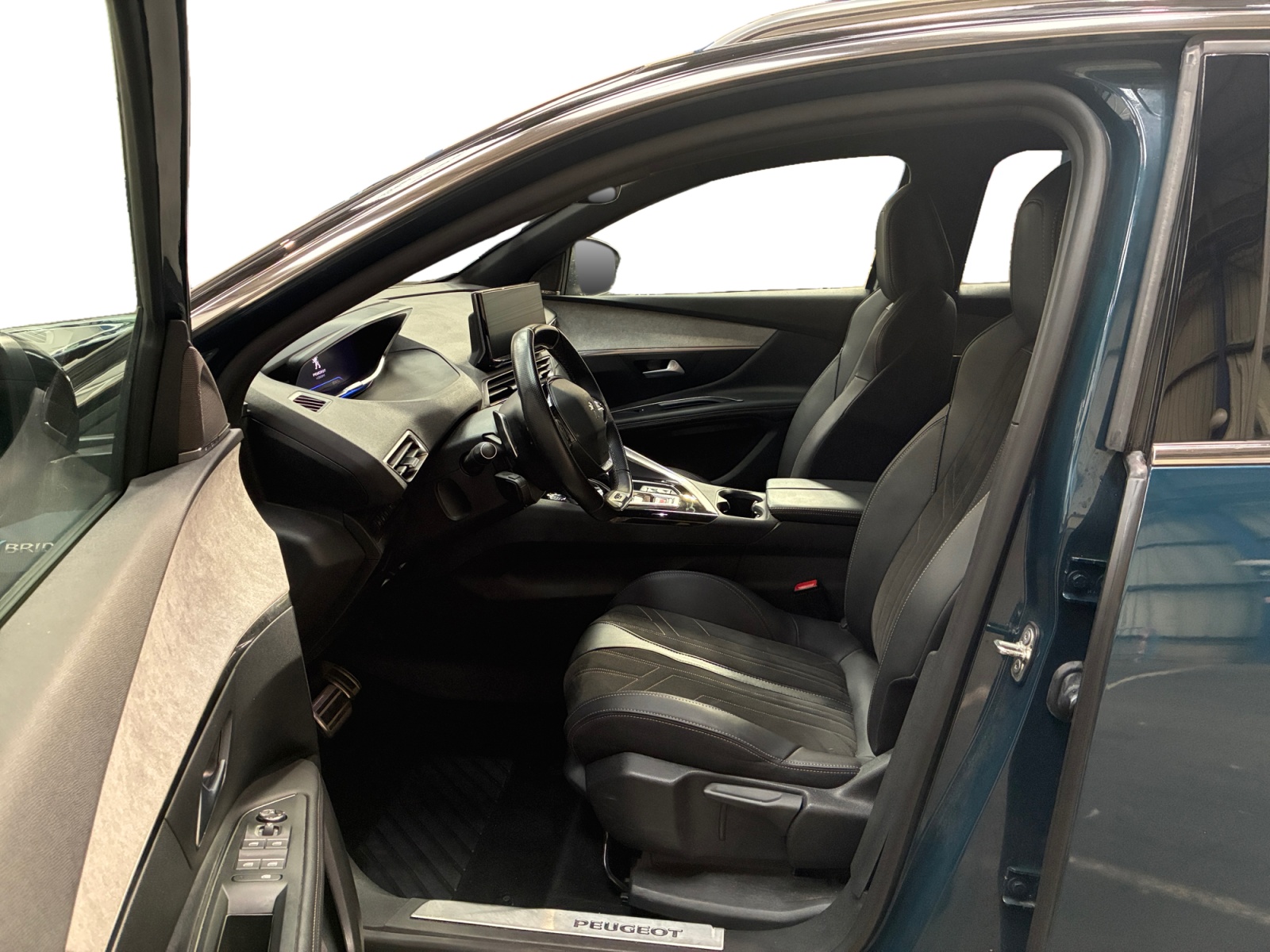 PEUGEOT 3008 Hybrid 225 e-EAT8 GT Pack 2022