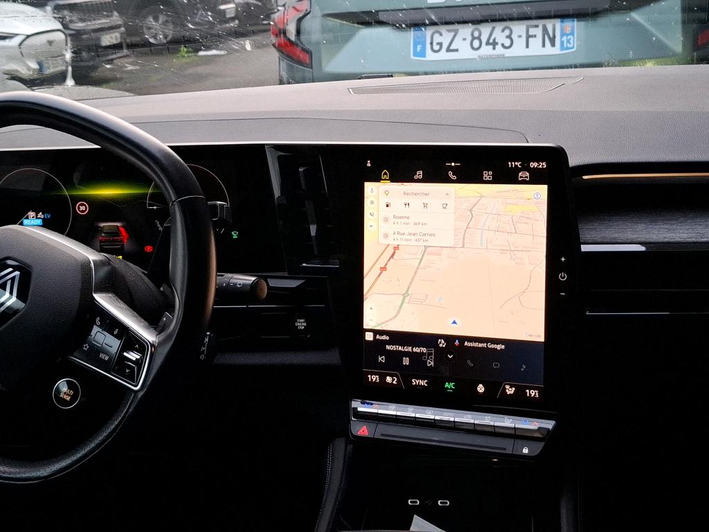 RENAULT AUSTRAL E-Tech hybrid 200 Techno 2024