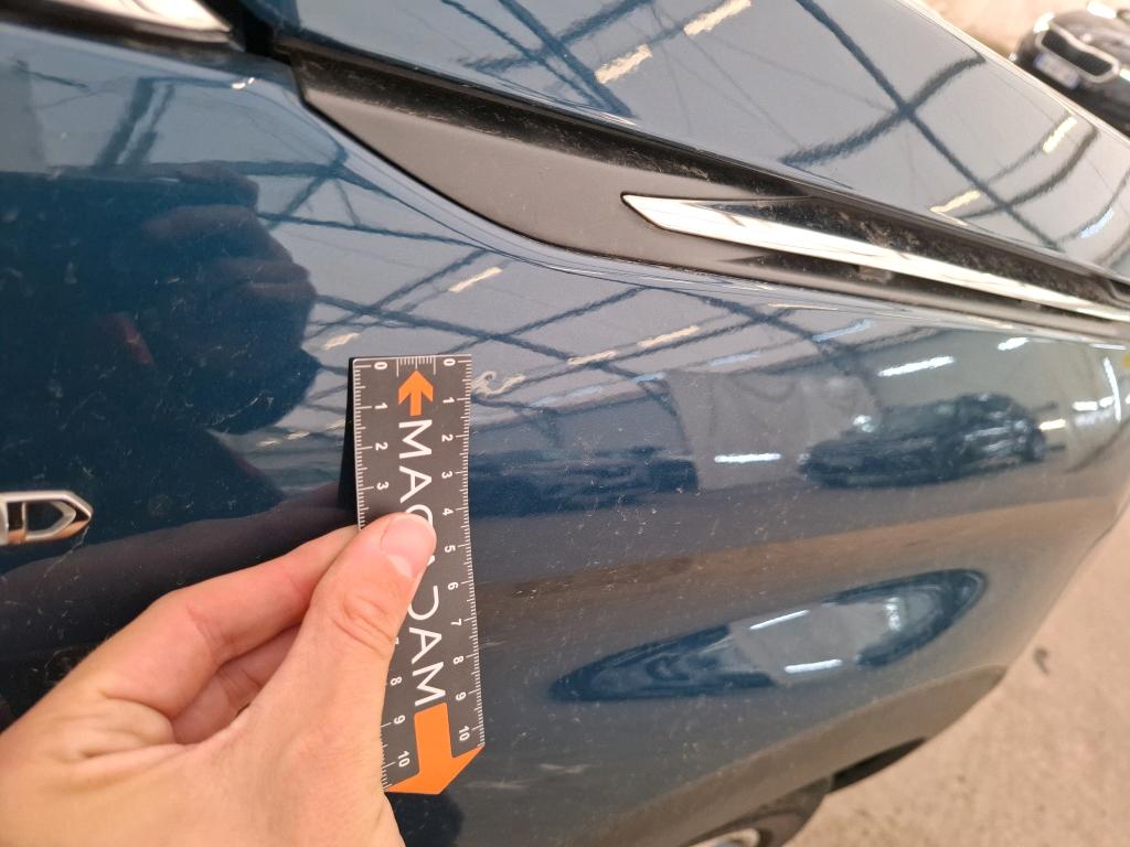 PEUGEOT 3008 Hybrid 225 e-EAT8 Active Pack 2023
