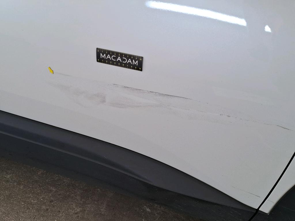 PEUGEOT 3008 Hybrid 225 e-EAT8 Active Pack 2023