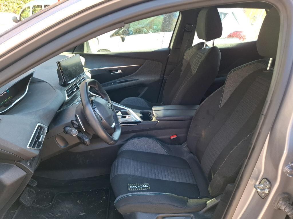 PEUGEOT 3008 Hybrid 225 e-EAT8 Active Pack 2023