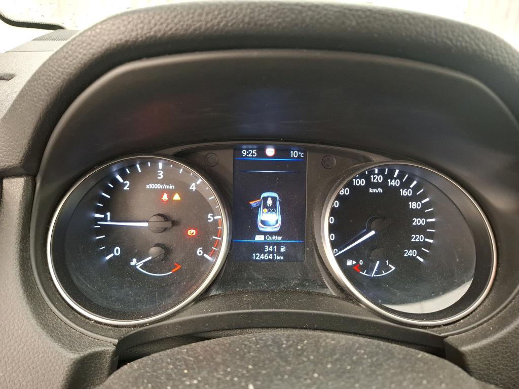 NISSAN  2019