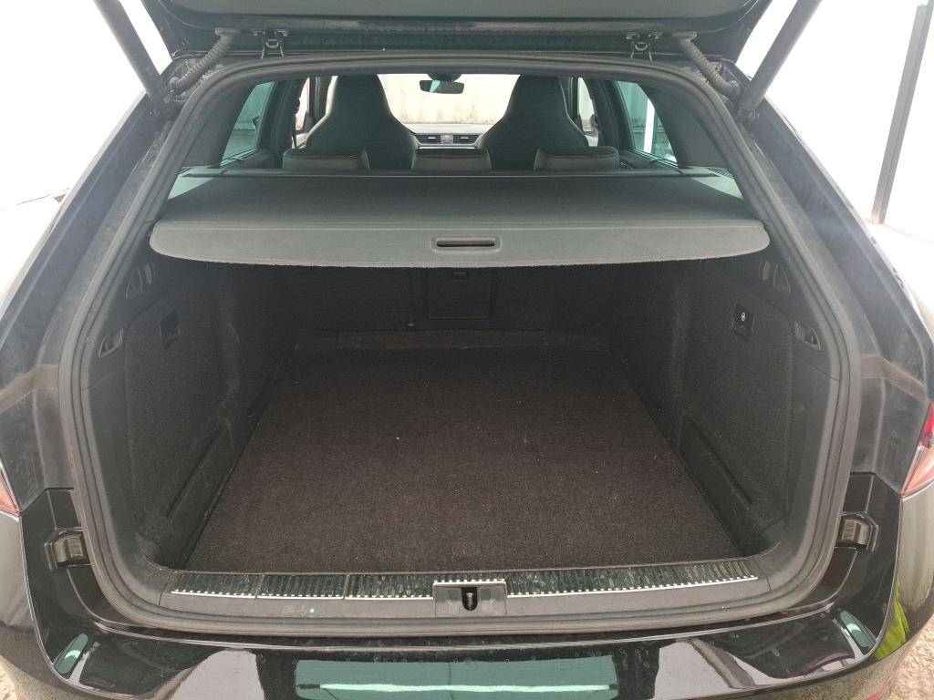 SKODA SUPERB COMBI 2.0 TDI 150 SCR DSG7 Sportline 2022