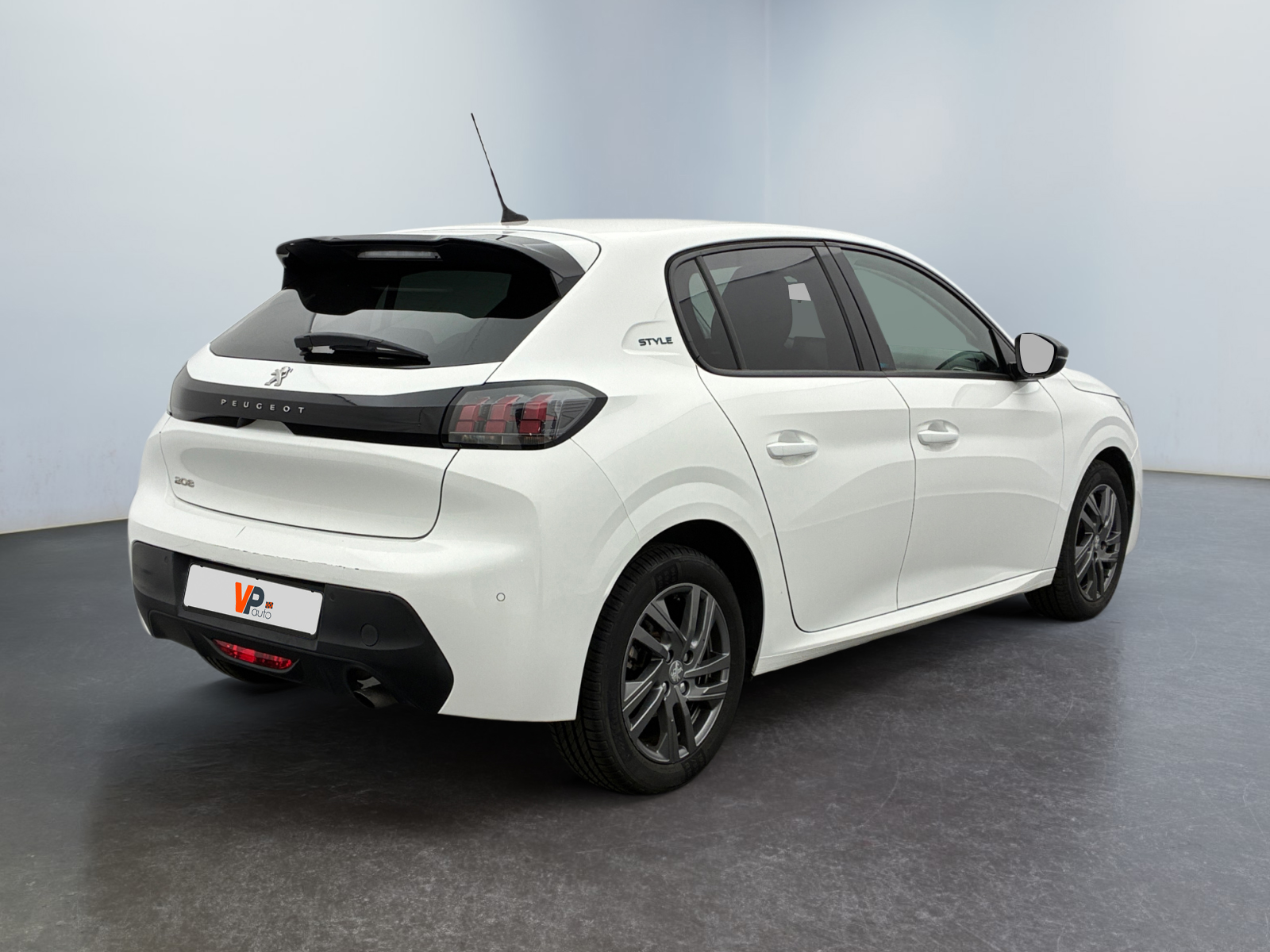 PEUGEOT 208 PureTech 100 S&S EAT8 Style 2021
