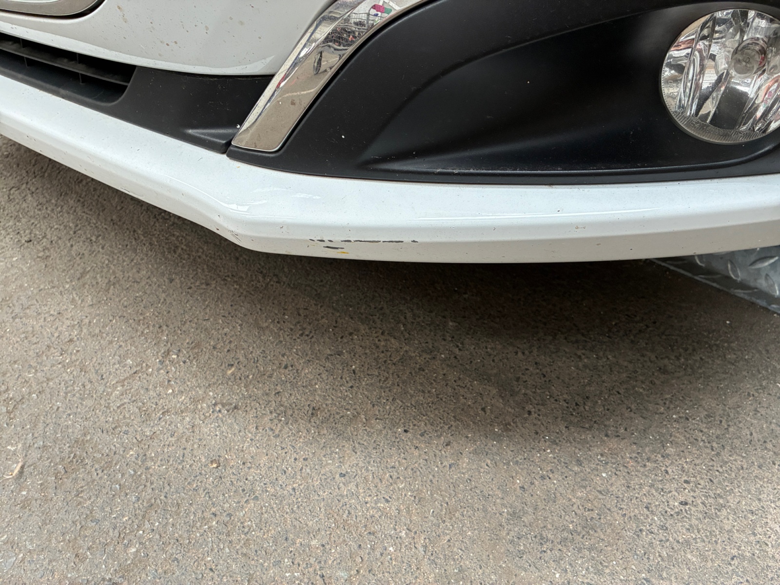 PEUGEOT 208 Style PureTech 82 BVM5 5 ptes 2017