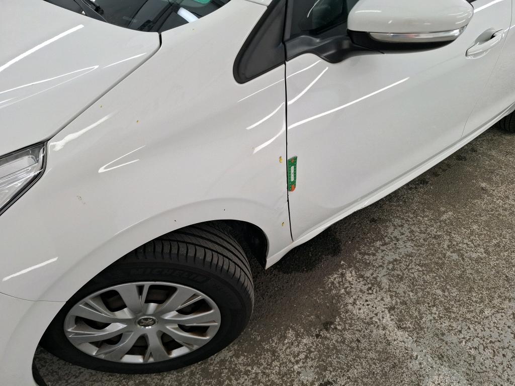 PEUGEOT 208 AFFAIRE BLUEHDI 100 BVM6 PREMIUM PACK 2018