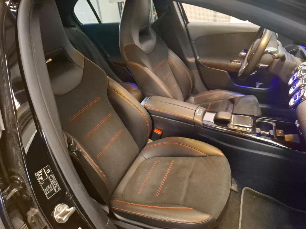 MERCEDES-BENZ MERCEDES CLASSE A 180 d 8G-DCT AMG Line 2021