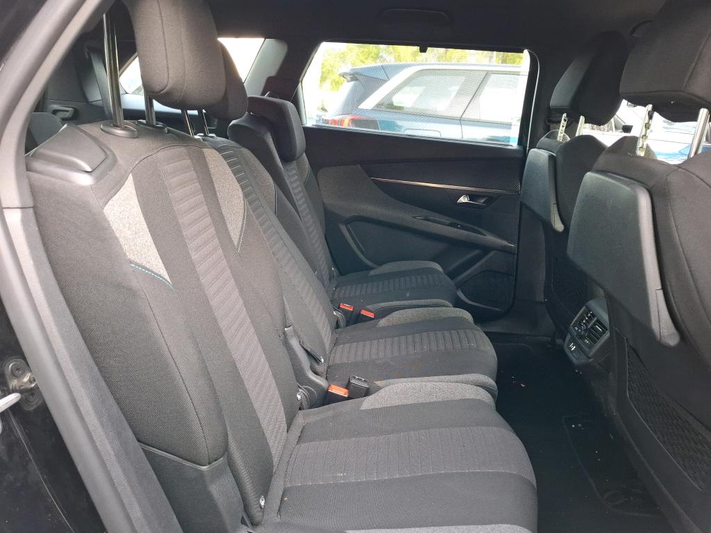 PEUGEOT 5008 Hybrid 136 e-DCS6 Active Pack 2024