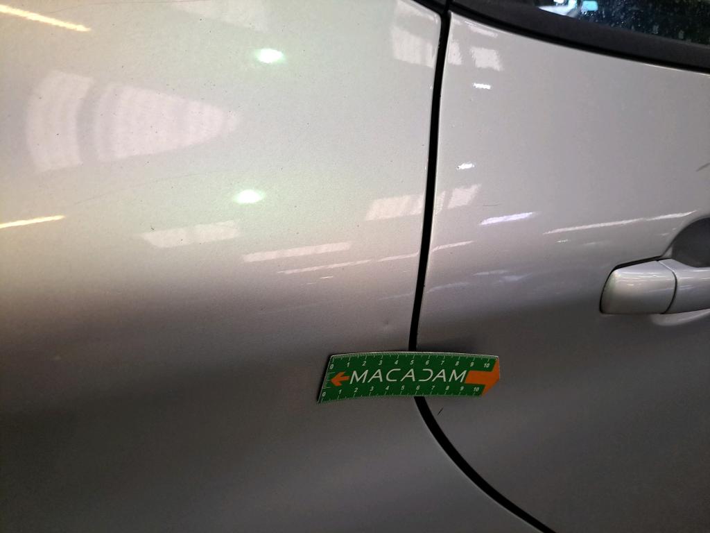 PEUGEOT 208 1.6 e-HDi 92ch FAP BVM5 Active 2012