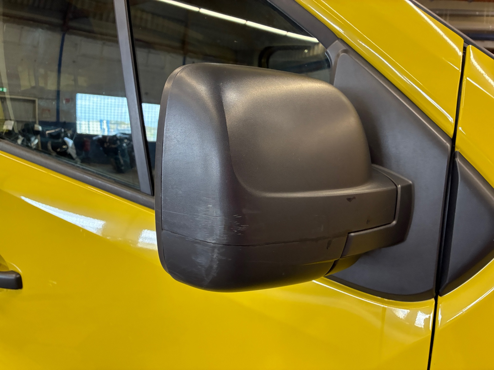 RENAULT TRAFIC FGN L2H1 1300 KG DCI 120 GRAND CONFORT 2021