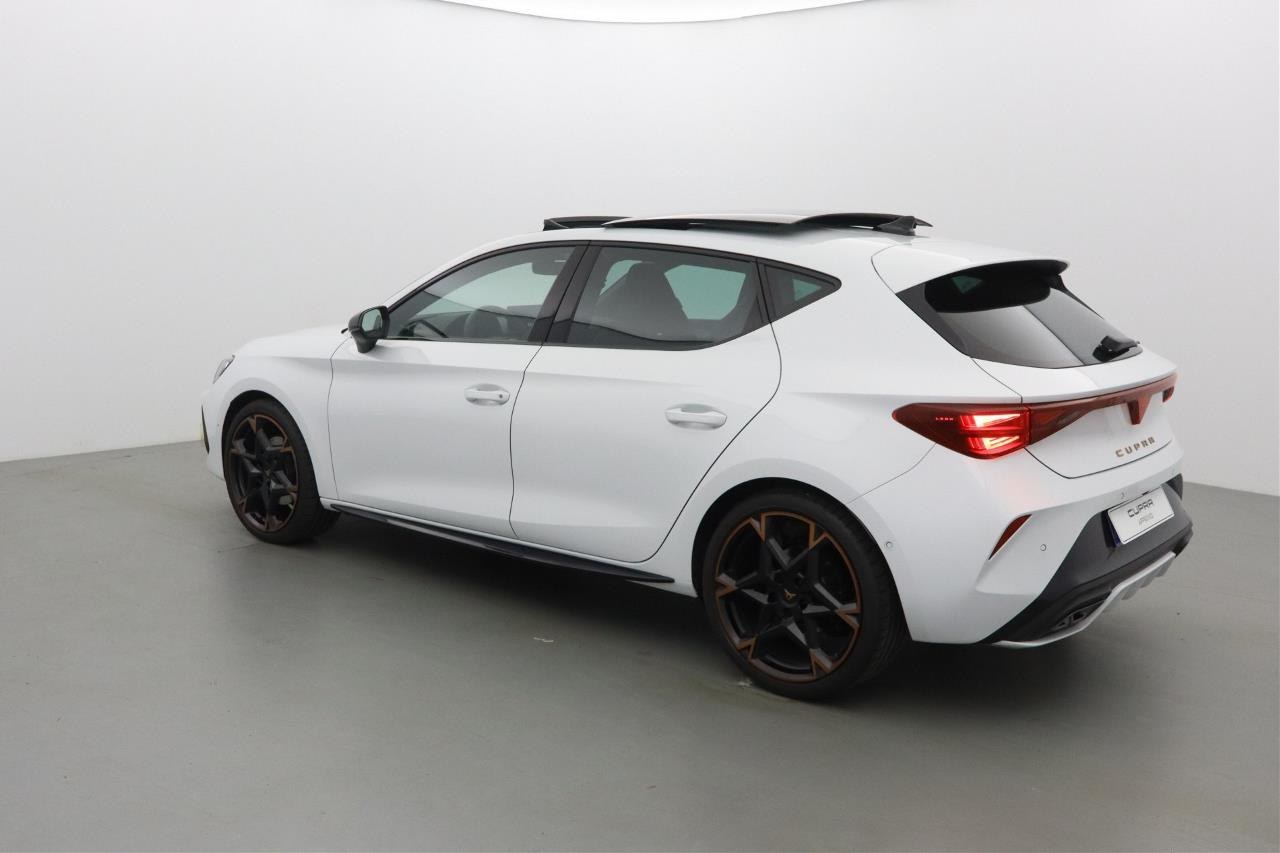 CUPRA Leon 1.5 eTSI Hybrid150 ch DSG7 V 2025