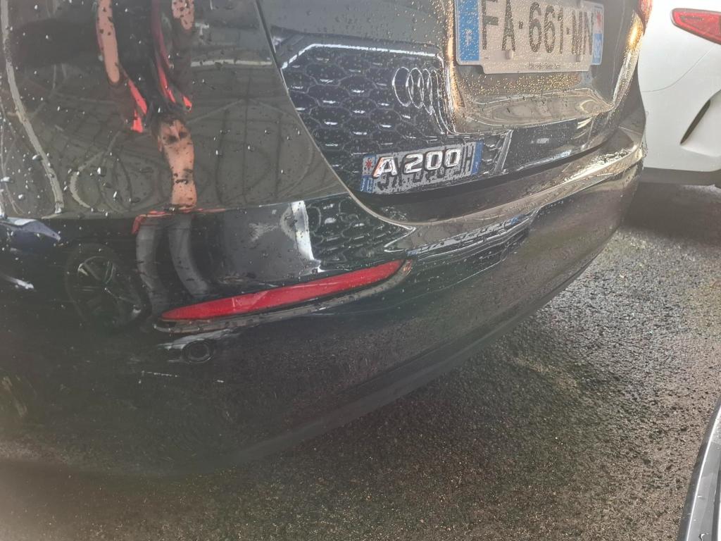 MERCEDES CLASSE A 200 7G-DCT Style Line 2018