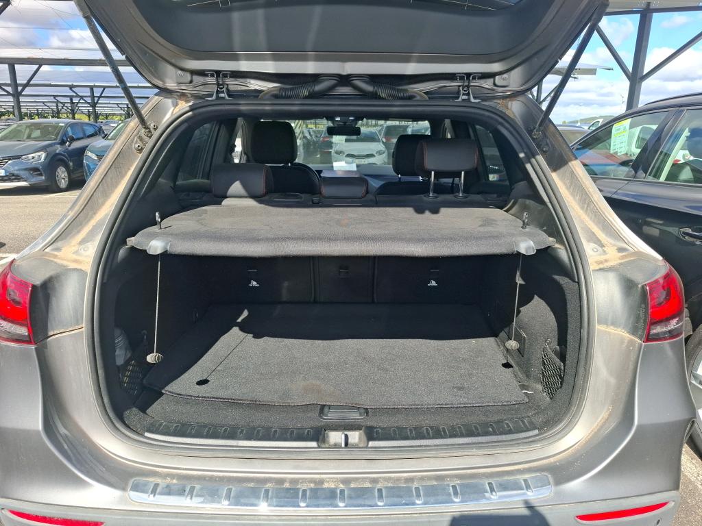 MERCEDES-BENZ MERCEDES GLA II 200 d 8G-DCT AMG Line 2022