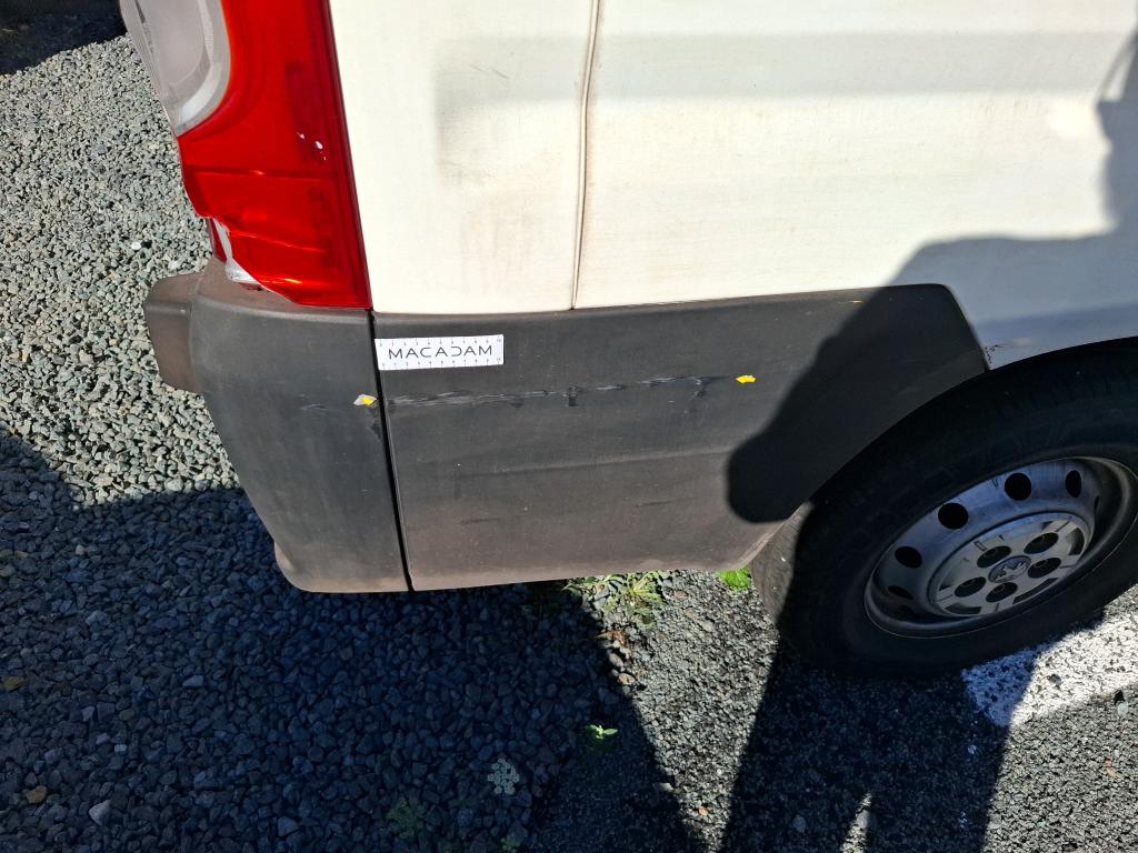 PEUGEOT BOXER FOURGON TOLE 335 L2H2 BLUEHDI 130 PREMIUM PACK 2019