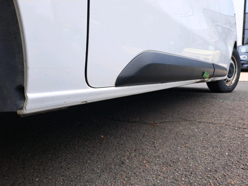 PEUGEOT EXPERT FOURGON TOLE STANDARD 2.0 BLUEHDI 120 S&S BVM6 PREMIUM 2021