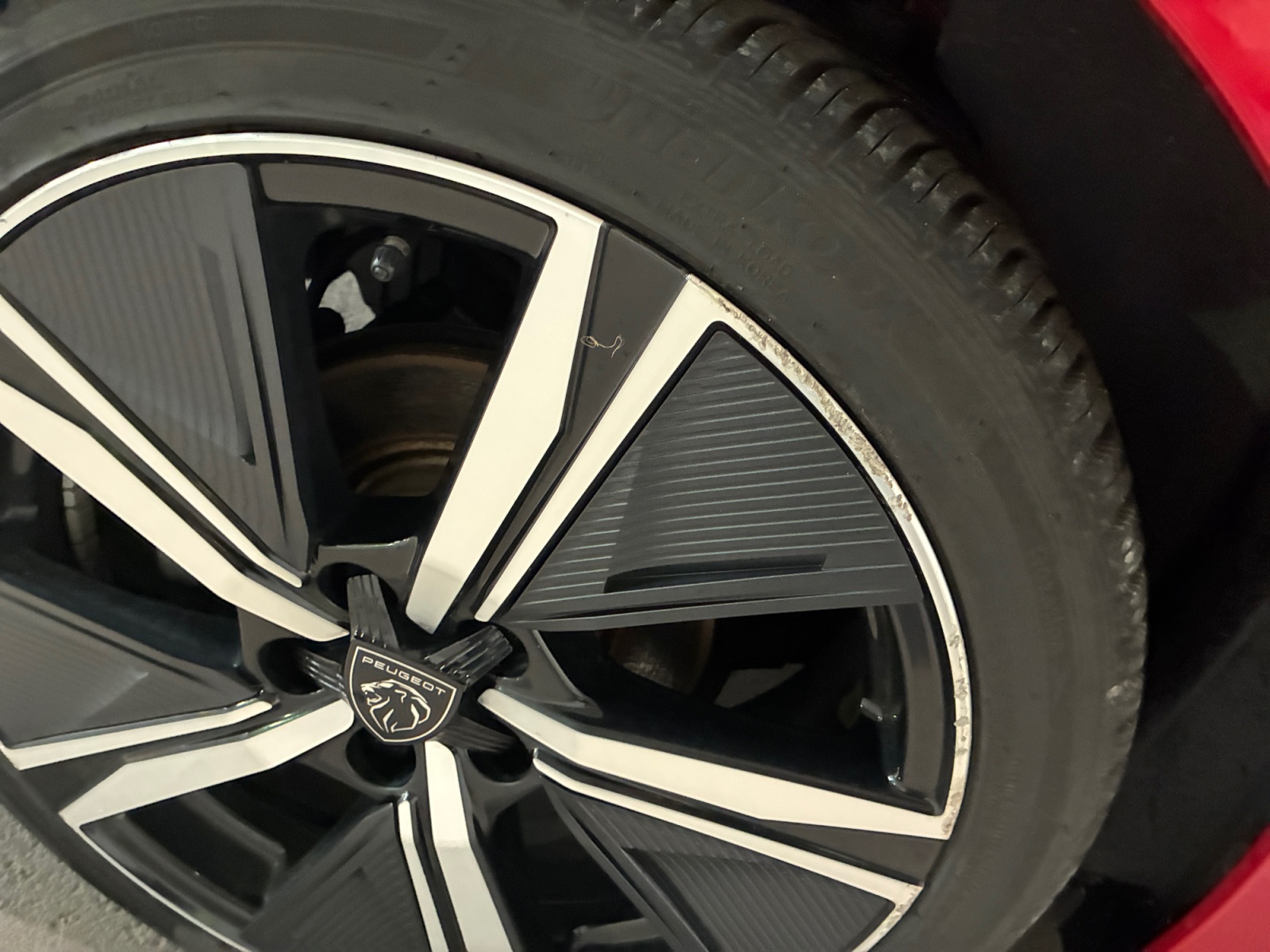 PEUGEOT 308 SW BlueHDi 130ch S&S EAT8 GT 2024