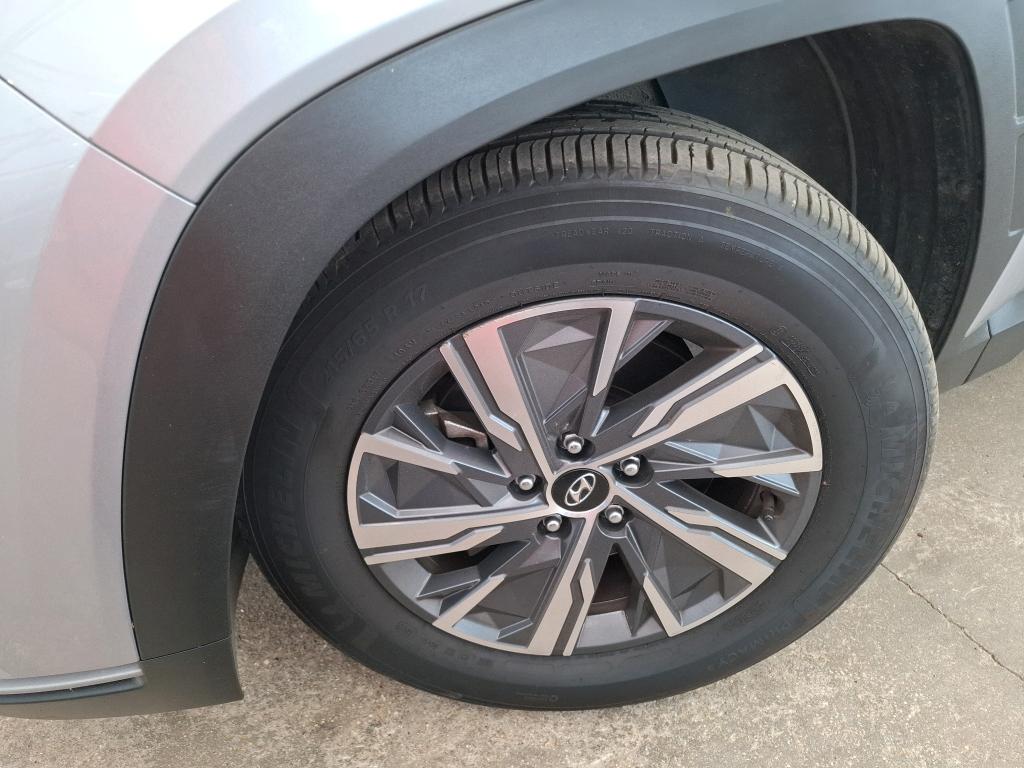 HYUNDAI TUCSON 1.6 T-GDI 230 Hybrid BVA6 Business 2023