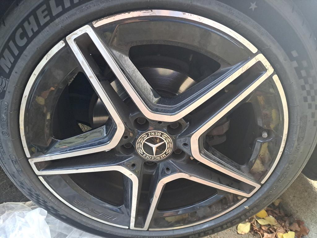 MERCEDES-BENZ CLASSE A 180 7G-DCT AMG Line 2022