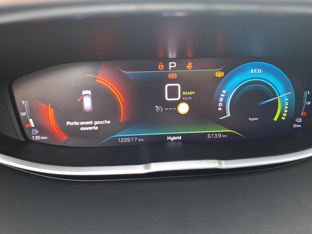 PEUGEOT 3008 Hybrid 225 e-EAT8 Active Pack 2023