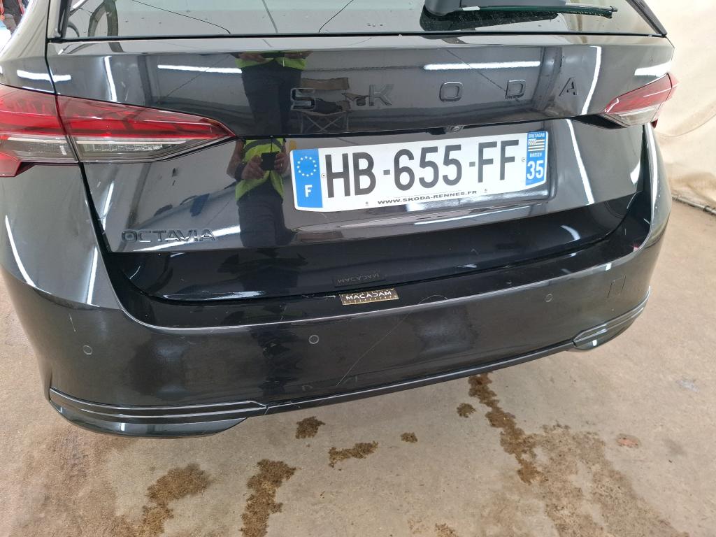 SKODA OCTAVIA COMBI 1.5 TSI Hybrid 150 ch DSG7 Sportline 2025