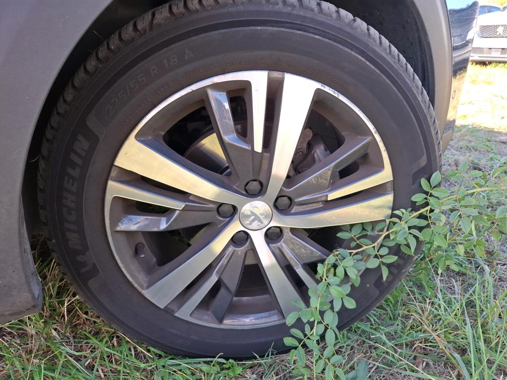 PEUGEOT 3008 BlueHDi 130ch S&S EAT8 Allure Pack 2023