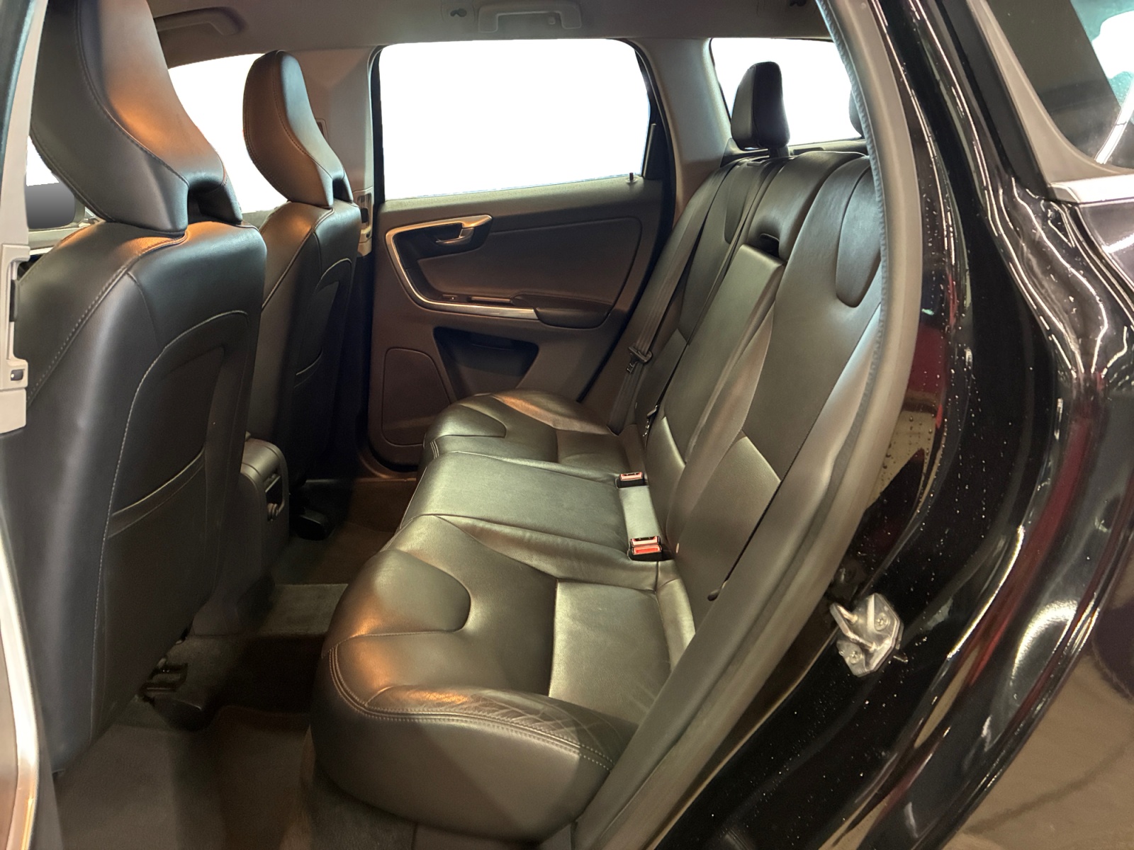 VOLVO XC60 D4 181 ch S&S Summum 2015