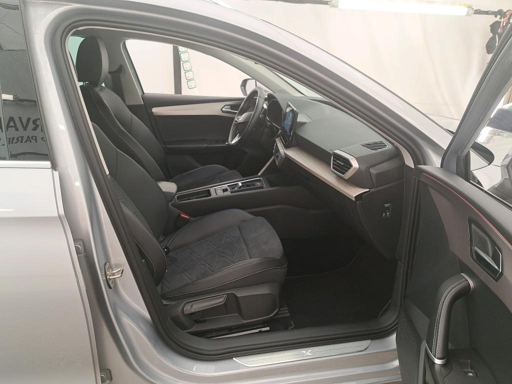 SEAT LEON SPORTSTOURER 1.5 eTSI 150 DSG7 Xcellence 2022
