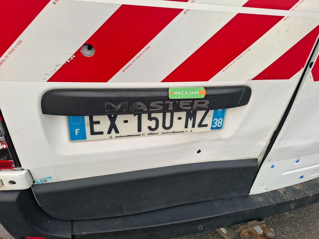 RENAULT MASTER FOURGON FGN L2H2 3.5t 2.3 dCi 130 E6 GRAND CONFORT 2018