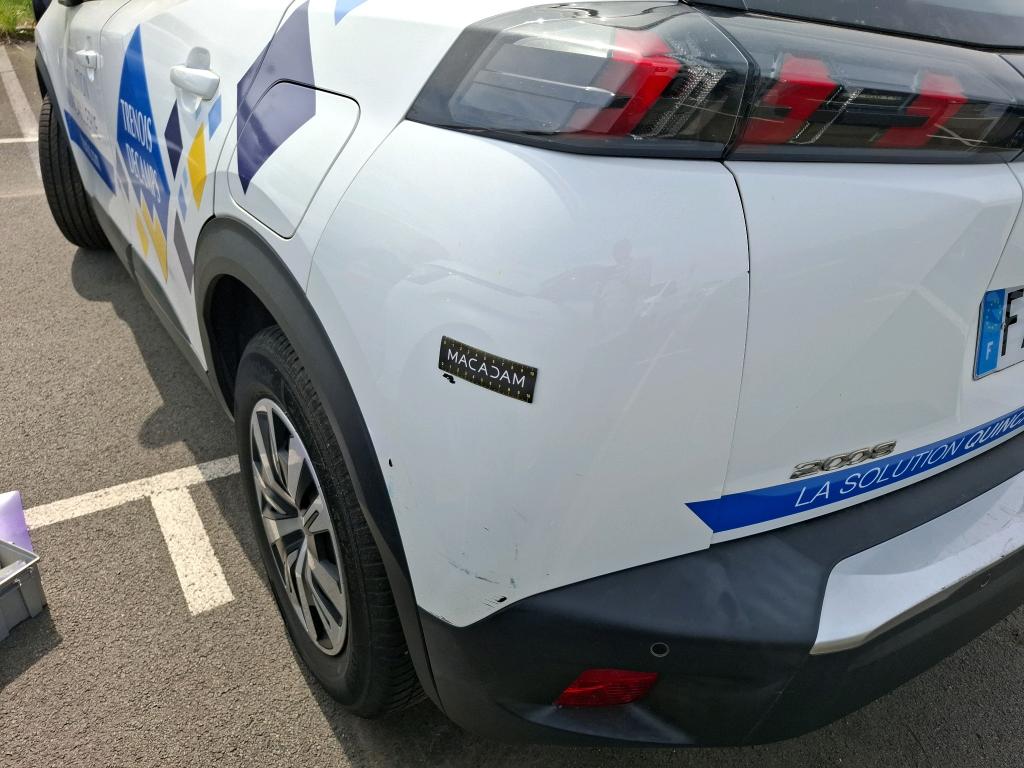 PEUGEOT 2008 BlueHDi 100 S&S BVM6 Active Business 2021