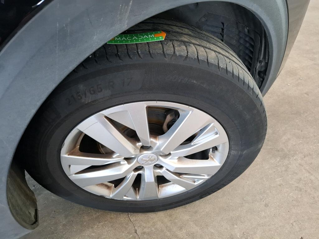 PEUGEOT 5008 BlueHDi 130ch S&S EAT8 Active Pack 2023