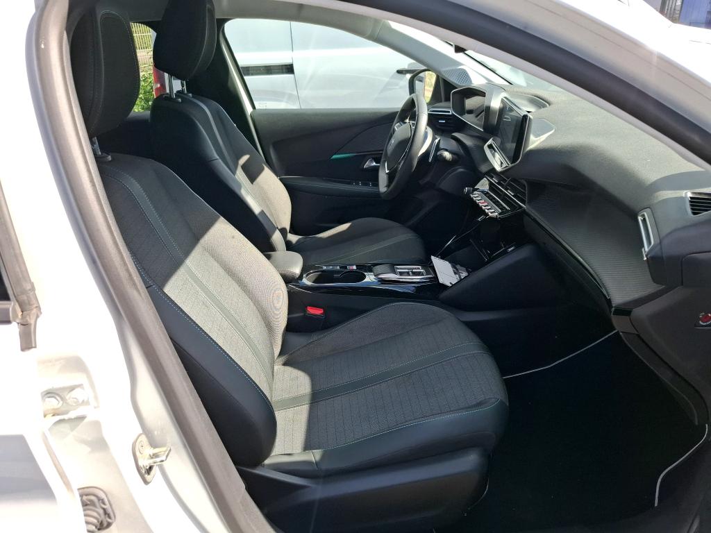 PEUGEOT 208) 208 PureTech 100 S&S EAT8 Allure Pack 2023
