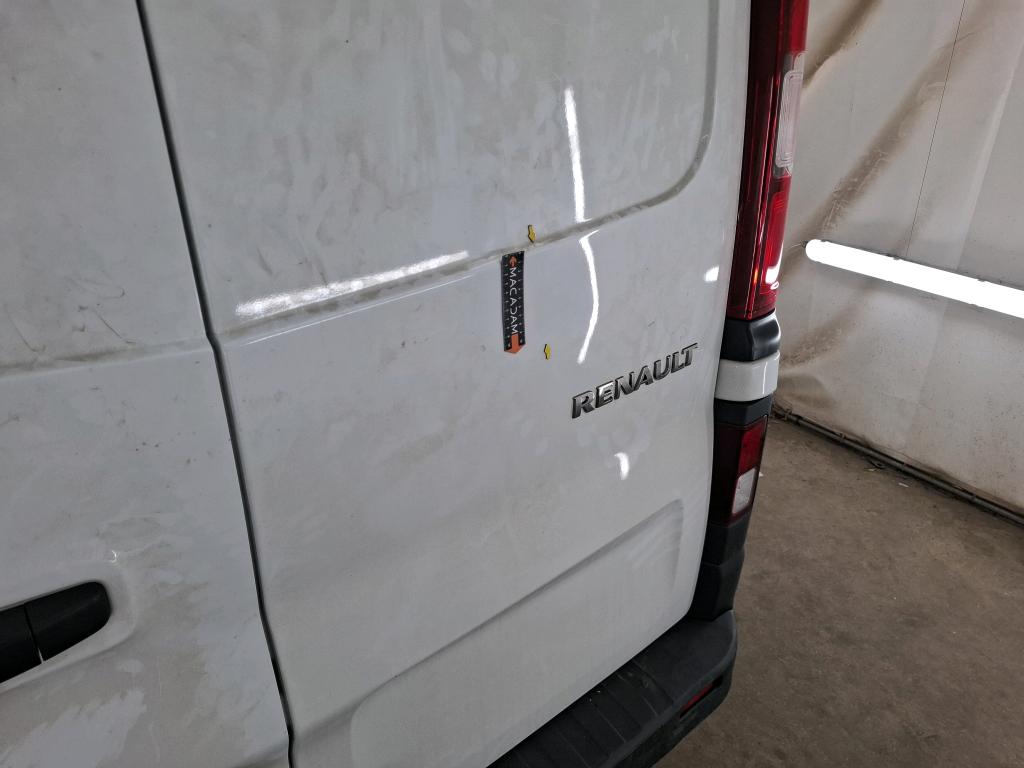 RENAULT TRAFIC FOURGON FGN L2H1 3000 KG BLUE DCI 130 CONFORT 2022