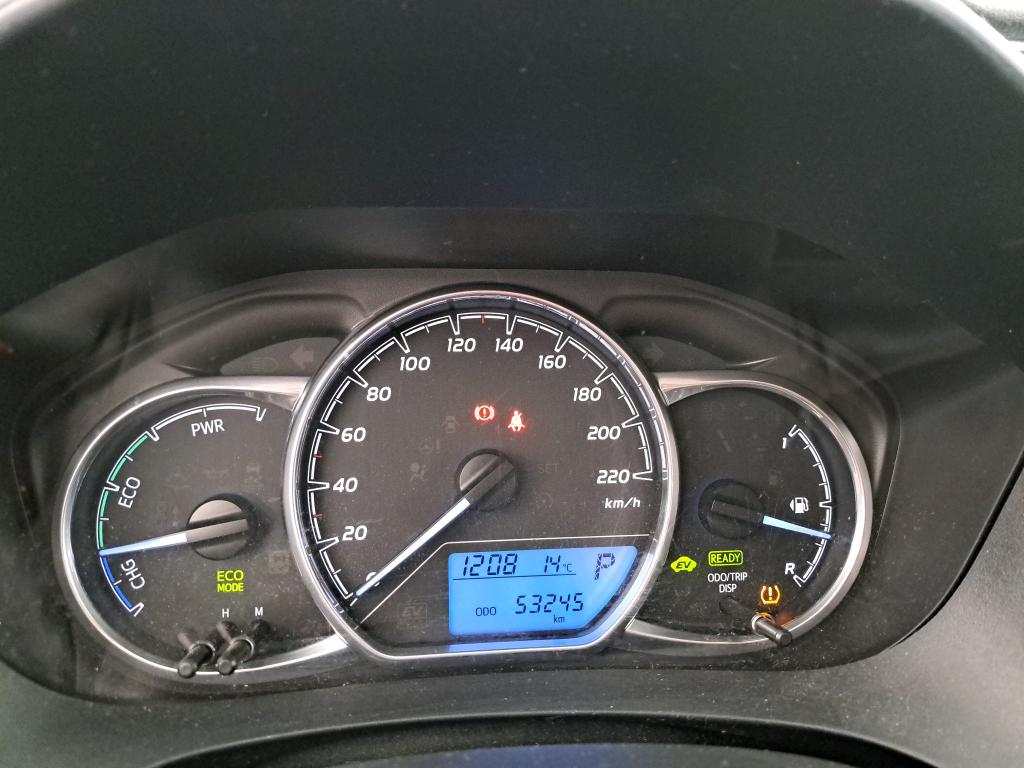 TOYOTA YARIS HYBRIDE 100h France 2020
