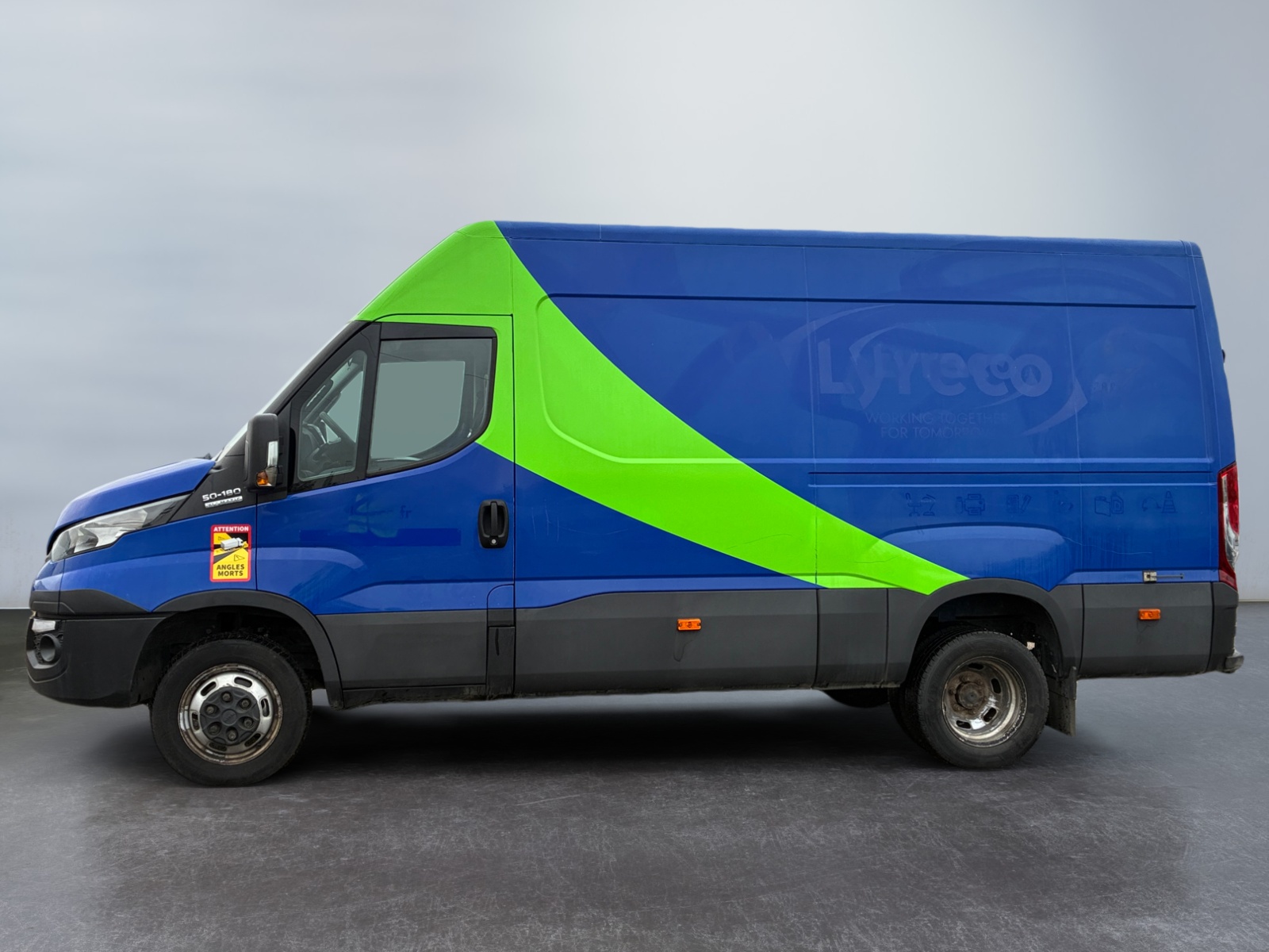 IVECO DAILY FOURGON 5T2 2019