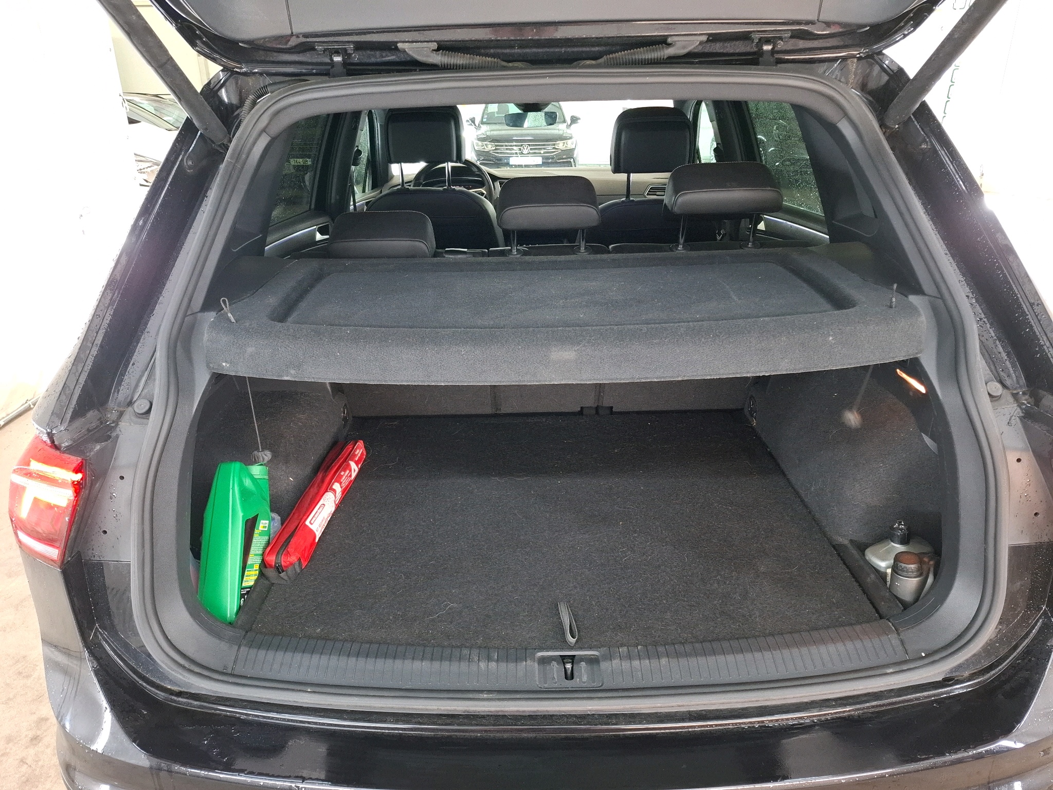 VOLKSWAGEN TIGUAN 2.0 TDI 200ch DSG7 4Motion R-Line 2021