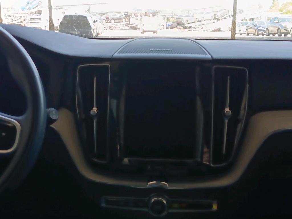 VOLVO XC60 T6 AWD Hybride rechargeable 253 ch+145 ch Geartronic 8 Plus Style Chrome 2022