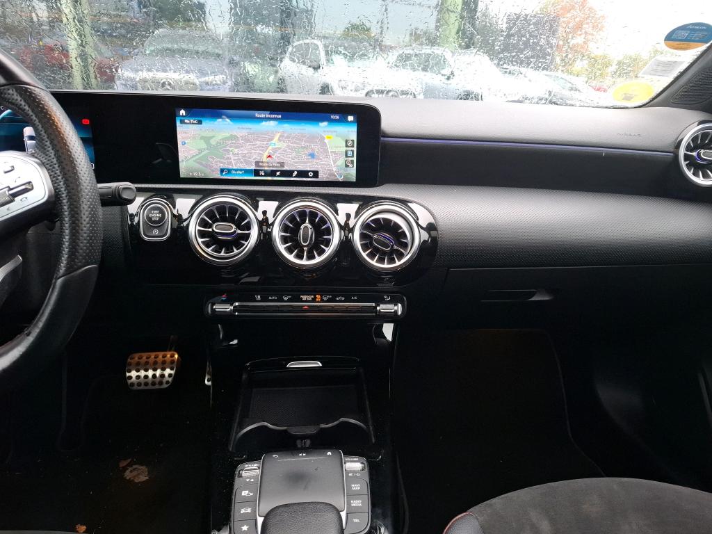 MERCEDES-BENZ CLASSE A 180 d 8G-DCT AMG Line 2021