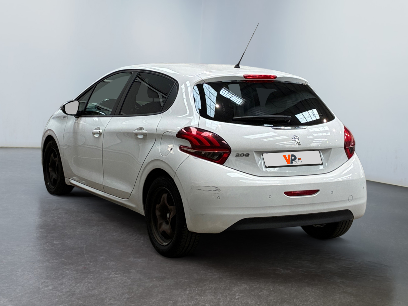 PEUGEOT 208 1.2 PureTech 82ch BVM5 2018