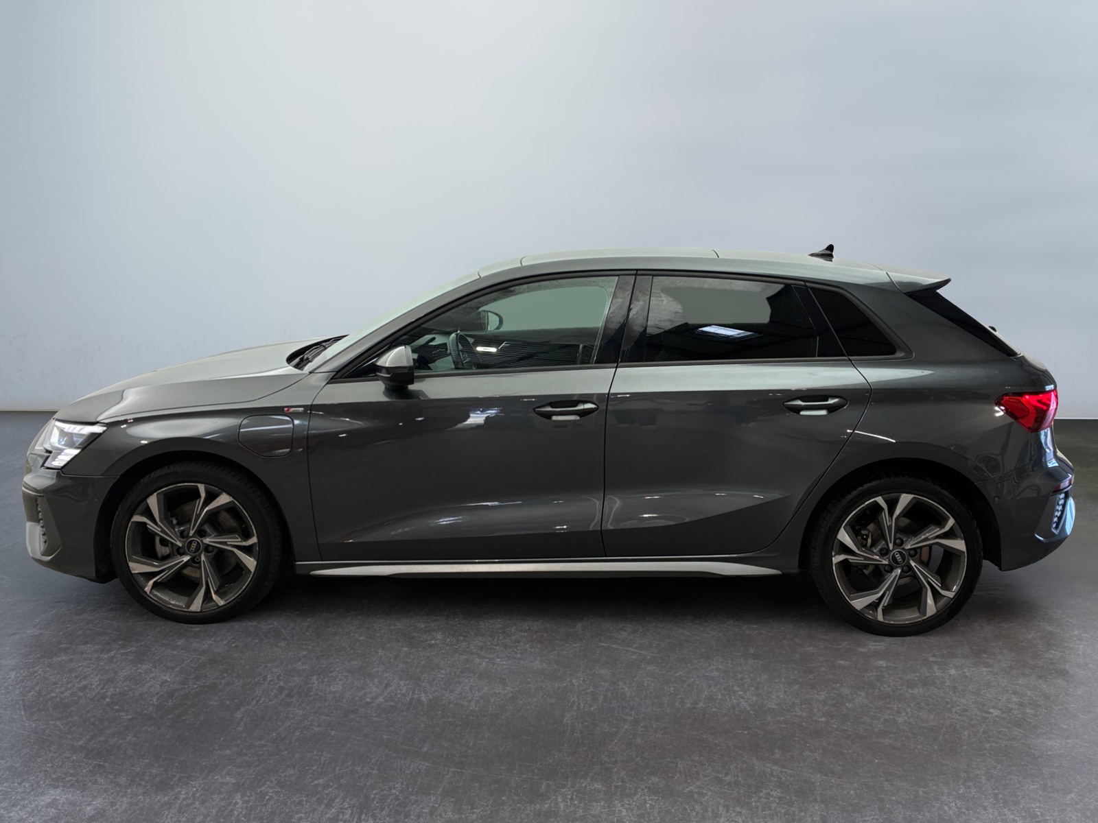 AUDI A3/S3 A3 SPORTBACK 40 TFSIe 204 S tronic 6 Line 2021
