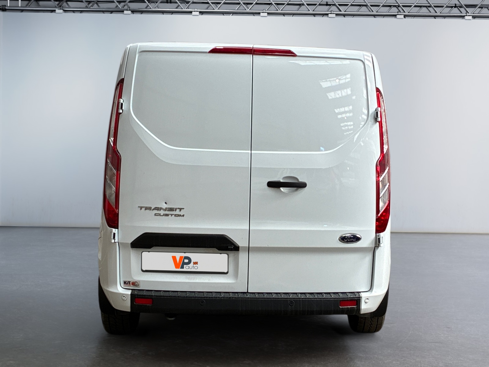 FORD TRANSIT CUSTOM FOURGON 300 L2H1 2.0 ECOBLUE 170 BVA TREND BUSINESS 2023