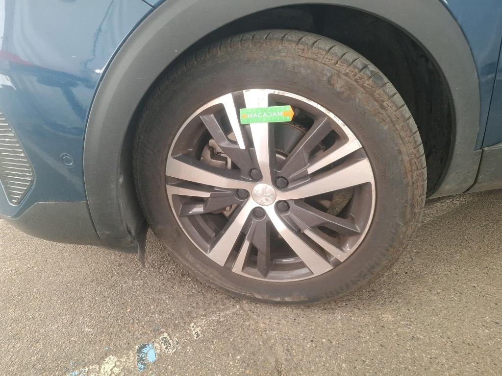 PEUGEOT 3008 Hybrid 225 e-EAT8 Allure Pack 2021