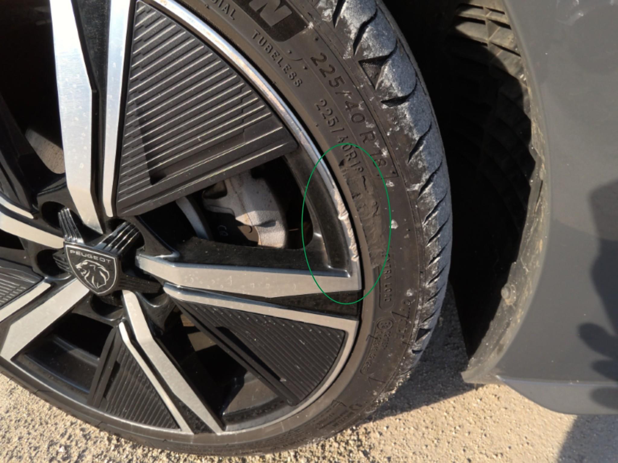 PEUGEOT 308 Hybrid 145 e-DCS6 GT 2025