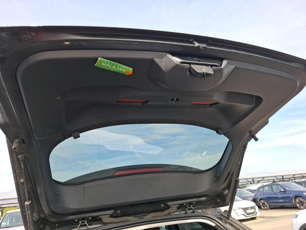 PEUGEOT 2008 BUSINESS PureTech 130 S&S EAT8 Allure 2021