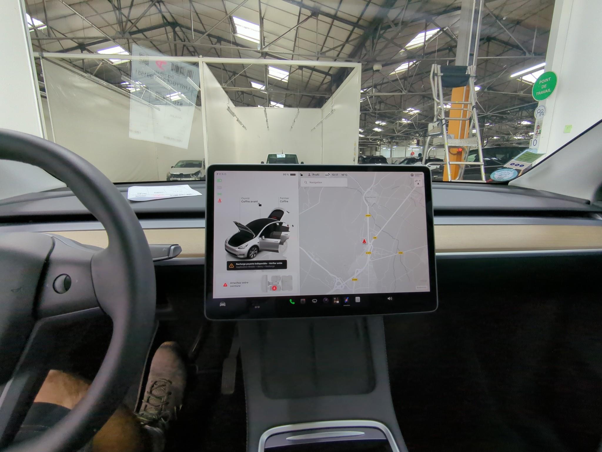 TESLA  2023