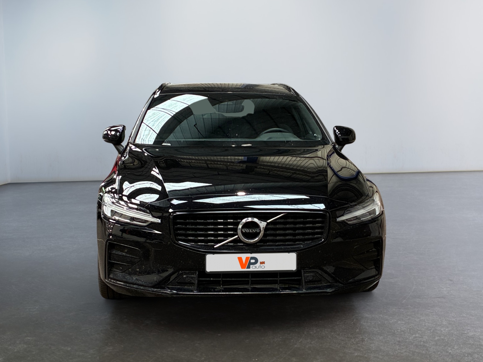 VOLVO V60 B3 163 ch Geartronic 8 R-Design 2021