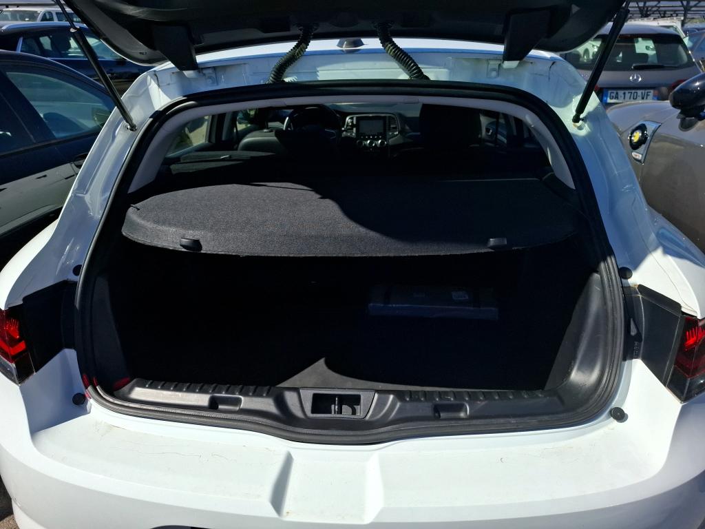 RENAULT MEGANE SOCIETE IV BLUE DCI 115 - 21N AIR NAV 2P 2022