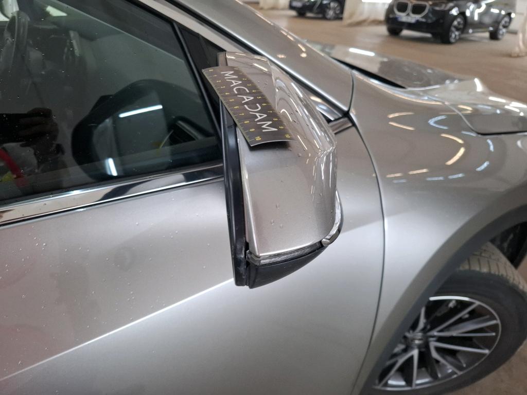 LEXUS  2024