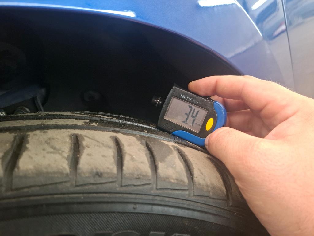 RENAULT CLIO SOCIETE BLUE DCI 85 AIR NAV 2020