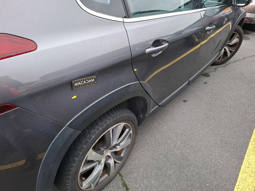 PEUGEOT 2008 1.2 PureTech 110ch S&S BVM5 Allure 2017